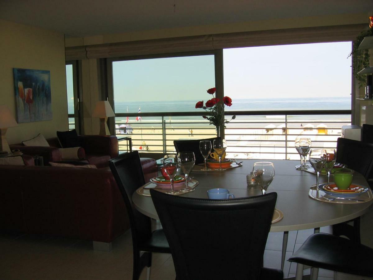 Residentie Albert-1, App.202, Zeelaan 214 Де Пане Екстериор снимка