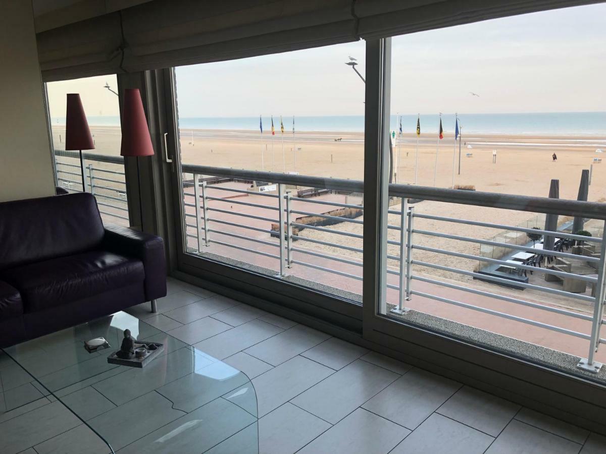 Residentie Albert-1, App.202, Zeelaan 214 Де Пане Екстериор снимка